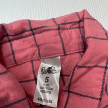 Load image into Gallery viewer, Girls H&amp;T, checked cotton long sleeve shirt, EUC, size 5,  