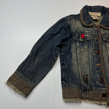 Load image into Gallery viewer, Girls Tu Wei, distressed denim jacket, armpit to armpit: 35cm, shoulder to cuff: 40cm, GUC, size 5-6,  