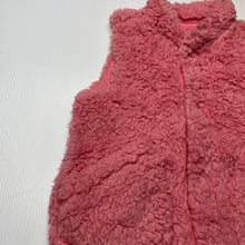 Load image into Gallery viewer, Girls Uniqlo, cotton lined fleece vest, EUC, size 3,  