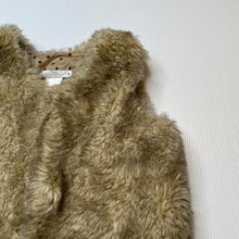 Load image into Gallery viewer, Girls Target, lined faux fur vest, GUC, size 3,  