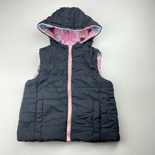 Load image into Gallery viewer, Girls Target, reversible hooded puffer vest / jacket, EUC, size 3,  