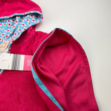 Load image into Gallery viewer, Girls Young Hearts, hooded towel / beach poncho, NEW, size 00-0,  