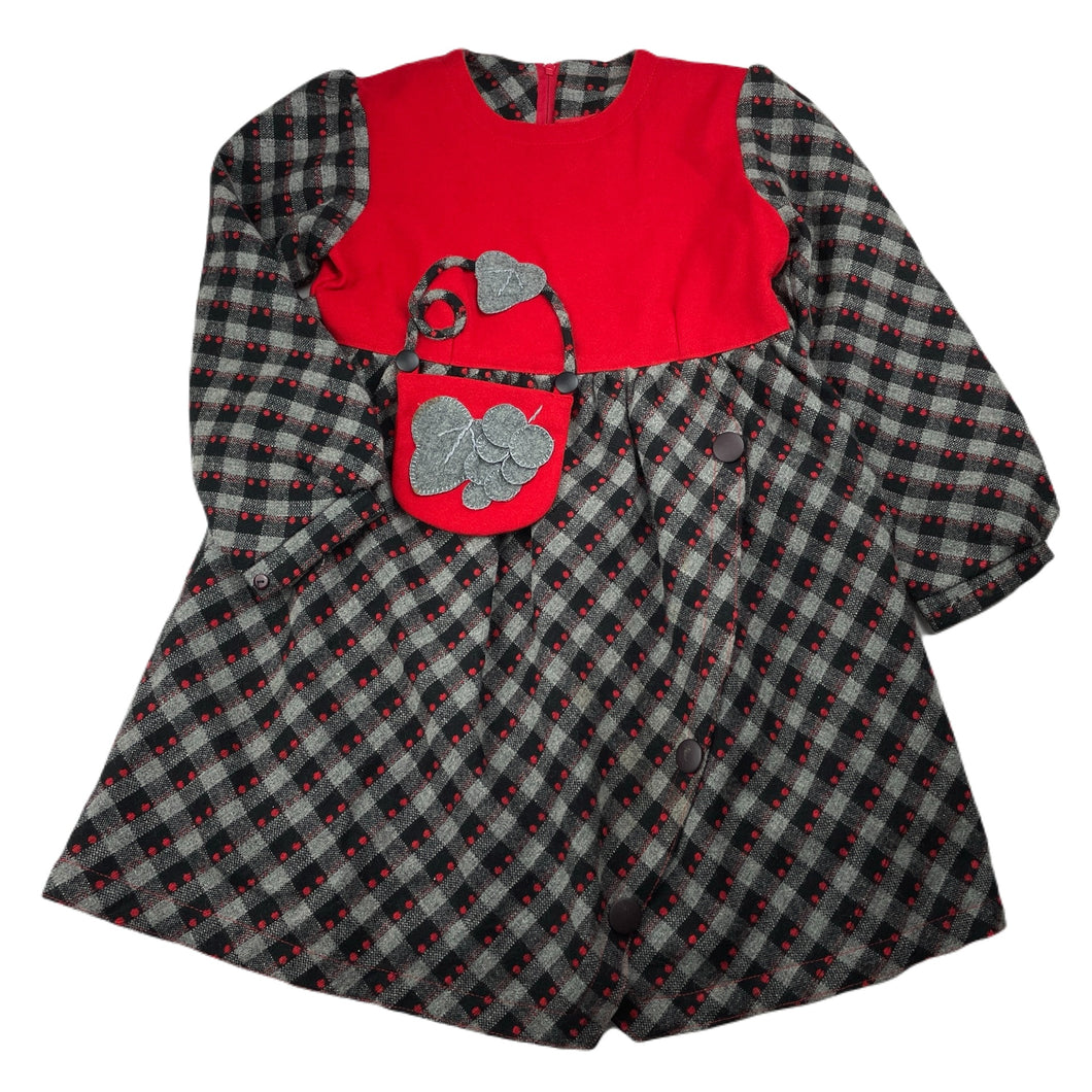 Girls lined, long sleeve dress, no labels, armpit to armpit: 33cm, shoulder to cuff: 40cm, light marks front, FUC, size 6-7, L: 61cm approx