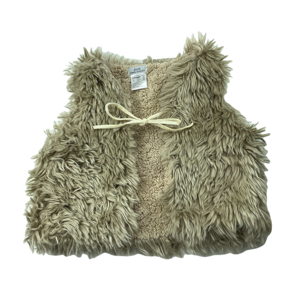 Girls Britt, faux fur vest, GUC, size 1-2,  