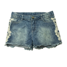 Load image into Gallery viewer, Girls Y&amp;F, blue denim shorts, adjustable, FUC, size 9-10,  