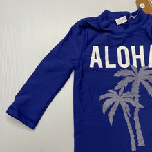 Load image into Gallery viewer, Boys Cotton On, UPF 50+ long sleeve rashie / swim top, NEW, size 2,  