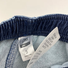 Load image into Gallery viewer, Girls Kids &amp; Co, stretch knit denim pants, elasticated, Inside leg: 50cm, NEW, size 5,  