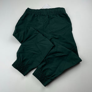 unisex Target, green microfibre school pants, elasticated, Inside leg: 40cm, NEW, size 3-4,  