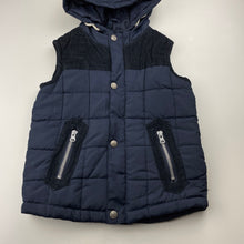 Load image into Gallery viewer, Boys SOUL &amp; GLORY, navy hooded puffer vest / jacket, EUC, size 5-6,  