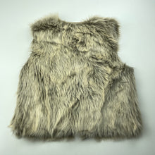 Load image into Gallery viewer, Girls Target, faux suede lined faux fur vest, EUC, size 7,  