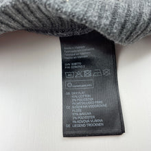 Load image into Gallery viewer, Girls H&amp;M, soft feel skirt, elasticated, L: 27cm, EUC, size 5-6,  