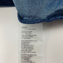 Load image into Gallery viewer, Girls Dex, lightweight stretch denim jacket, EUC, size 5,  