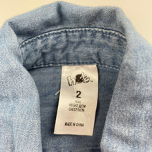 Load image into Gallery viewer, Girls H&amp;T, chambray cotton sleeveless shirt, GUC, size 2,  
