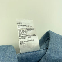 Load image into Gallery viewer, Girls H&amp;T, chambray cotton sleeveless shirt, GUC, size 2,  