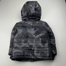 Load image into Gallery viewer, Boys Target, camo print hooded jacket / coat, EUC, size 2,  