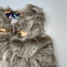 Load image into Gallery viewer, Girls Target, lined faux fur vest / jacket, EUC, size 4,  