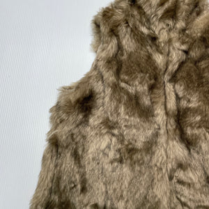 Girls Target, lined faux fur vest/jacket, 4 hook fasten, EUC, size 2,  