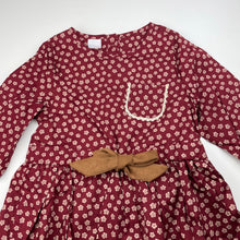 Load image into Gallery viewer, Girls Little Bear Cookie, lined floral long sleeve top, L: 49cm, armpit to armpit: 30cm, shoulder to cuff: 37cm, EUC, size 4-5,  