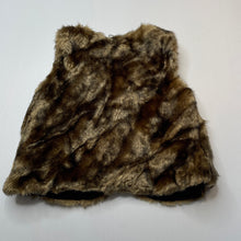 Load image into Gallery viewer, Girls Kids &amp; Co, lined faux fur vest, 2 hook fasten, EUC, size 4,  