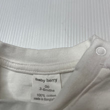 Load image into Gallery viewer, unisex Baby Berry, cotton t-shirt / top, Octopus, EUC, size 00,  