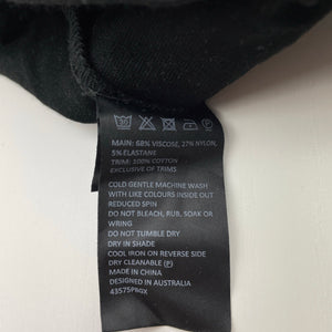 Girls Bardot Junior, black cropped leggings, elasticated, Inside leg: 44cm, GUC, size 10,  