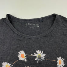 Load image into Gallery viewer, Girls Next, grey t-shirt / top, flowers, GUC, size 9,  