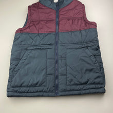 Load image into Gallery viewer, Boys Urban Supply, puffer vest / sleeveless jacket, EUC, size 10,  