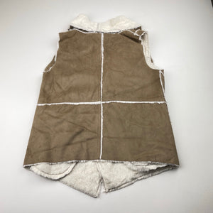 Girls Piping Hot, faux fur lined faux suede vest, EUC, size 7,  