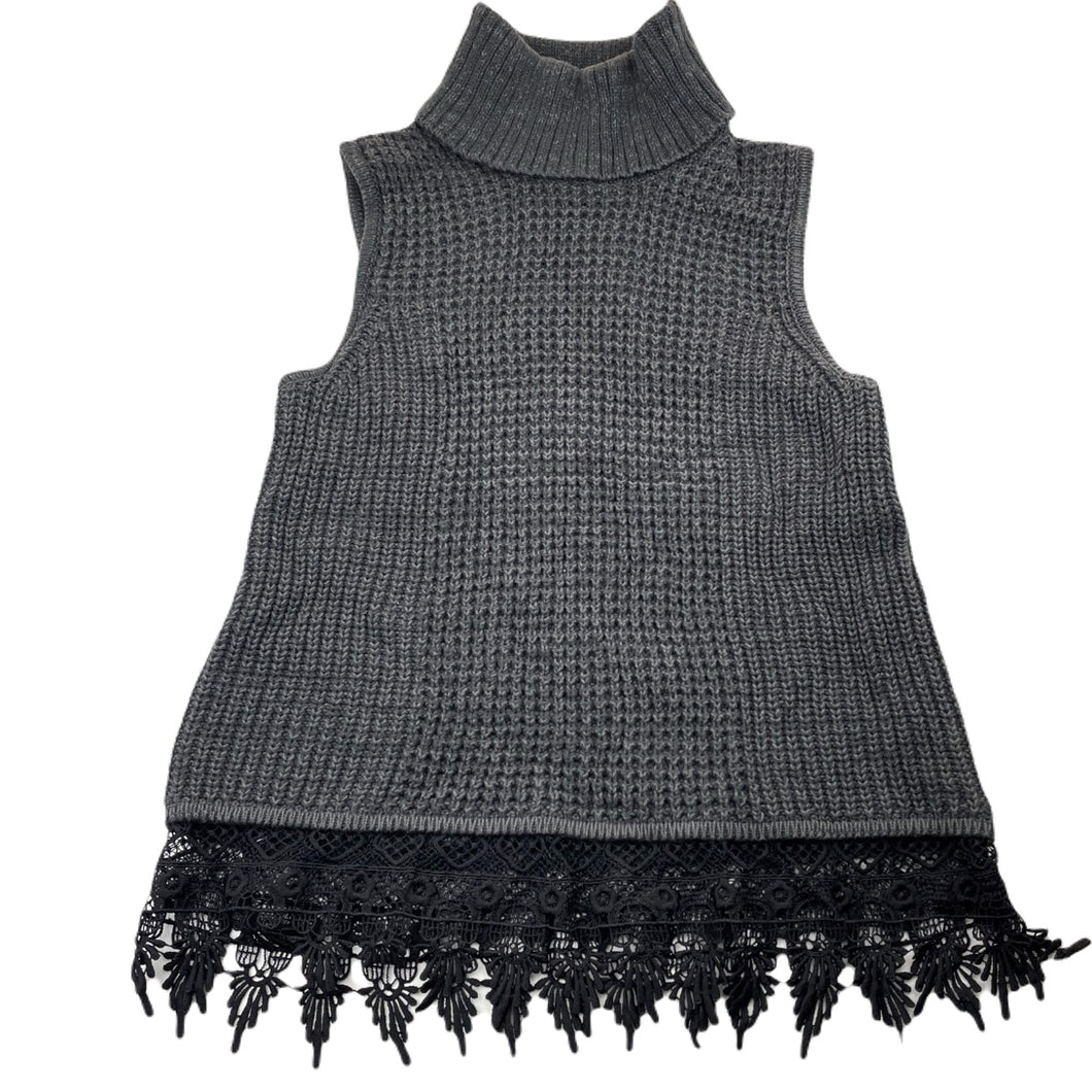 Girls Tilii, lace trim chunky knit sleeveless sweater top, EUC, size 12,  