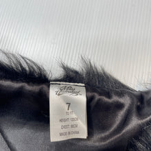 Load image into Gallery viewer, Girls Miss Understood, lined faux fur vest, singlet hook fasten, EUC, size 7,  