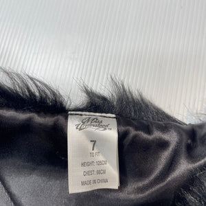 Girls Miss Understood, lined faux fur vest, singlet hook fasten, EUC, size 7,  