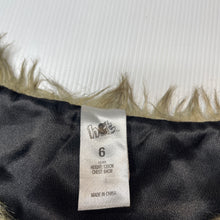 Load image into Gallery viewer, Girls H&amp;T, faux fur vest, 2 hook fastening, FUC, size 6,  