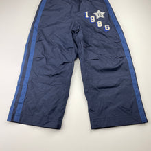 Load image into Gallery viewer, Boys GAP, lined lightweight pants, elasticated, Inside leg: 39.5cm, EUC, size 4-5,  