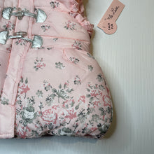 Load image into Gallery viewer, Girls Little Lass, hooded floral puffer vest / jacket, NEW, size 5,  