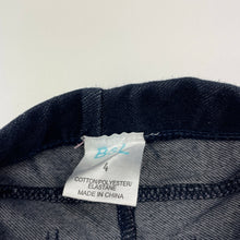 Load image into Gallery viewer, Girls B&amp;L, stretchy denim leggings, Inside leg: 45cm, EUC, size 4,  