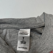 Load image into Gallery viewer, Boys Urban Supply, grey marle long sleeve top, skull, EUC, size 7,  