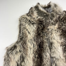 Load image into Gallery viewer, Girls Tilii, faux fur vest, 2 hook fastening, EUC, size 12,  