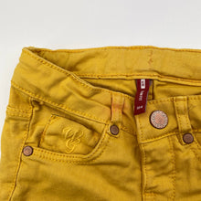 Load image into Gallery viewer, Girls WE Fashion, yellow stretch denim pants, adjustable, Inside leg: 42cm, FUC, size 4,  