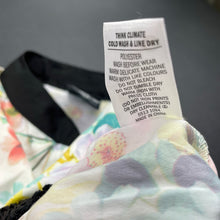 Load image into Gallery viewer, Girls Sista, lightweight floral zip up jacket, EUC, size 2,  