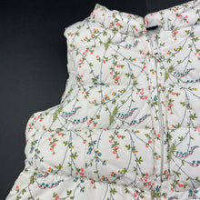 Load image into Gallery viewer, Girls GAP, floral puffer vest / sleeveless jacket, EUC, size 4,  