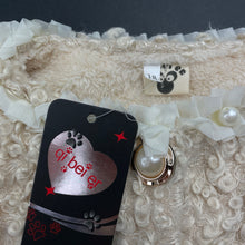 Load image into Gallery viewer, Girls Qi Bei Er, fleece lined boucle jacket, armpit to armpit: 29cm, shoulder to cuff: 31cm, NEW, size 2,  