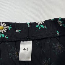 Load image into Gallery viewer, Girls Target, floral cotton shorts, elasticated, EUC, size 4-5,  