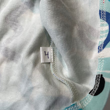 Load image into Gallery viewer, Girls casual, organic cotton long sleeve dress, EUC, size 4, L: 56cm