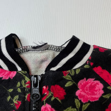 Load image into Gallery viewer, Girls floral, fleece lined zip up sweater, no labels, armpit to armpit: 32cm, armpit to cuff: 23cm, GUC, size 1-2,  