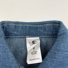 Load image into Gallery viewer, Girls H&amp;T, blue stretch denim jacket, poppers, FUC, size 4,  