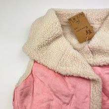 Load image into Gallery viewer, Girls Kabeiyisha, pink faux suede vest, NEW, size 6,  