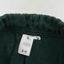 Load image into Gallery viewer, unisex Target, fleece lined school track pants, Inside leg: 48cm, FUC, size 5-6,  
