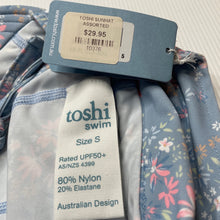 Load image into Gallery viewer, Girls Toshi, floral swim flap cap, Sz: S, circum: 52cm, NEW, size 1-2,  