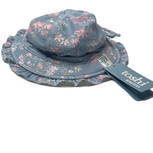 Load image into Gallery viewer, Girls Toshi, swim sun hat, UPF 50+, Sz: XS, circum: 43cm, NEW, size 000-00,  