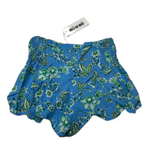 Load image into Gallery viewer, Girls Mii Love Mu, lightweight floral shorts, elasticated, NEW, size 8,  
